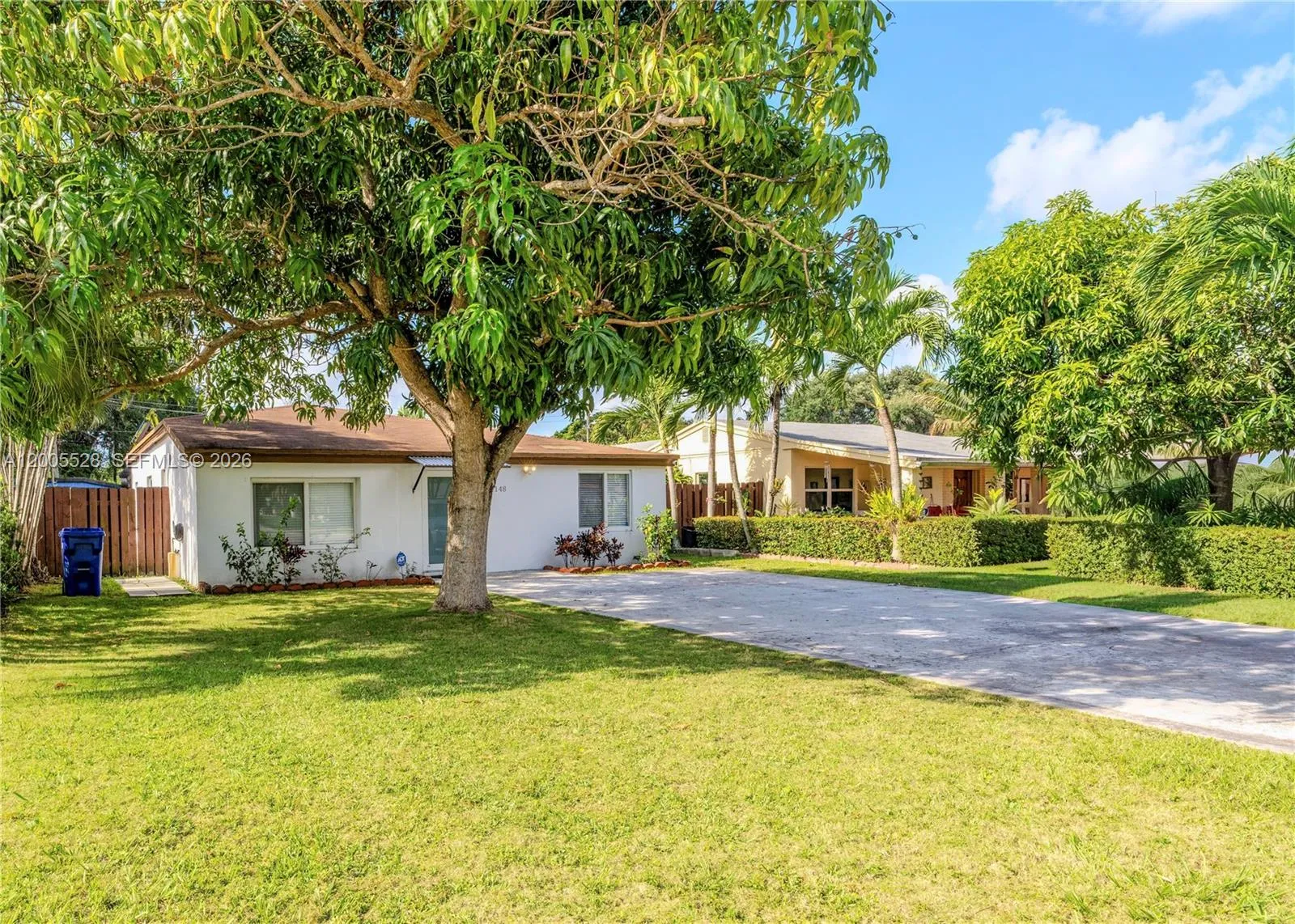 2148 NE 181st St, North Miami Beach FL 33162