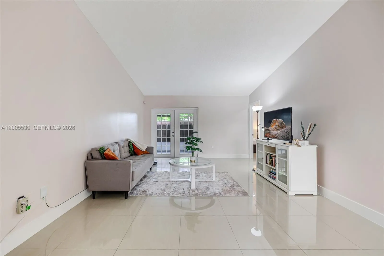 13890 SW 43rd Ter, Miami FL 33175