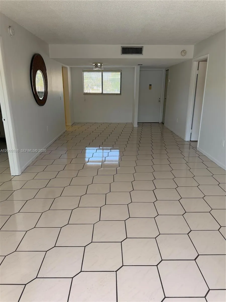 8415 SW 107th Ave # 208W, Miami FL 33173