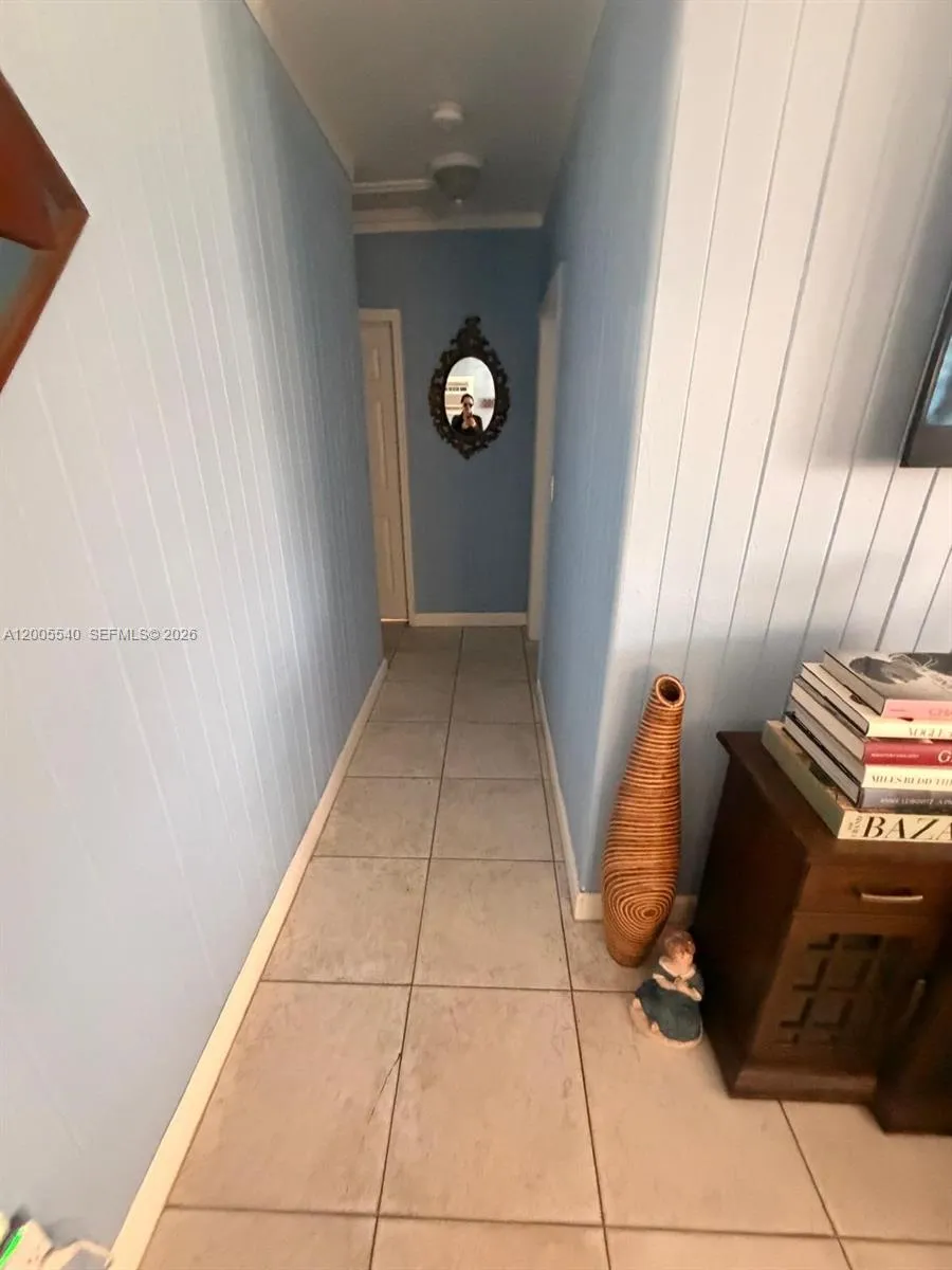 2835 SW 37th Ct # 1, Miami FL 33134