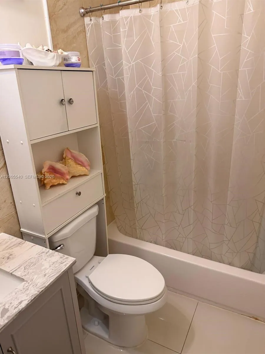 2835 SW 37th Ct # 1, Miami FL 33134