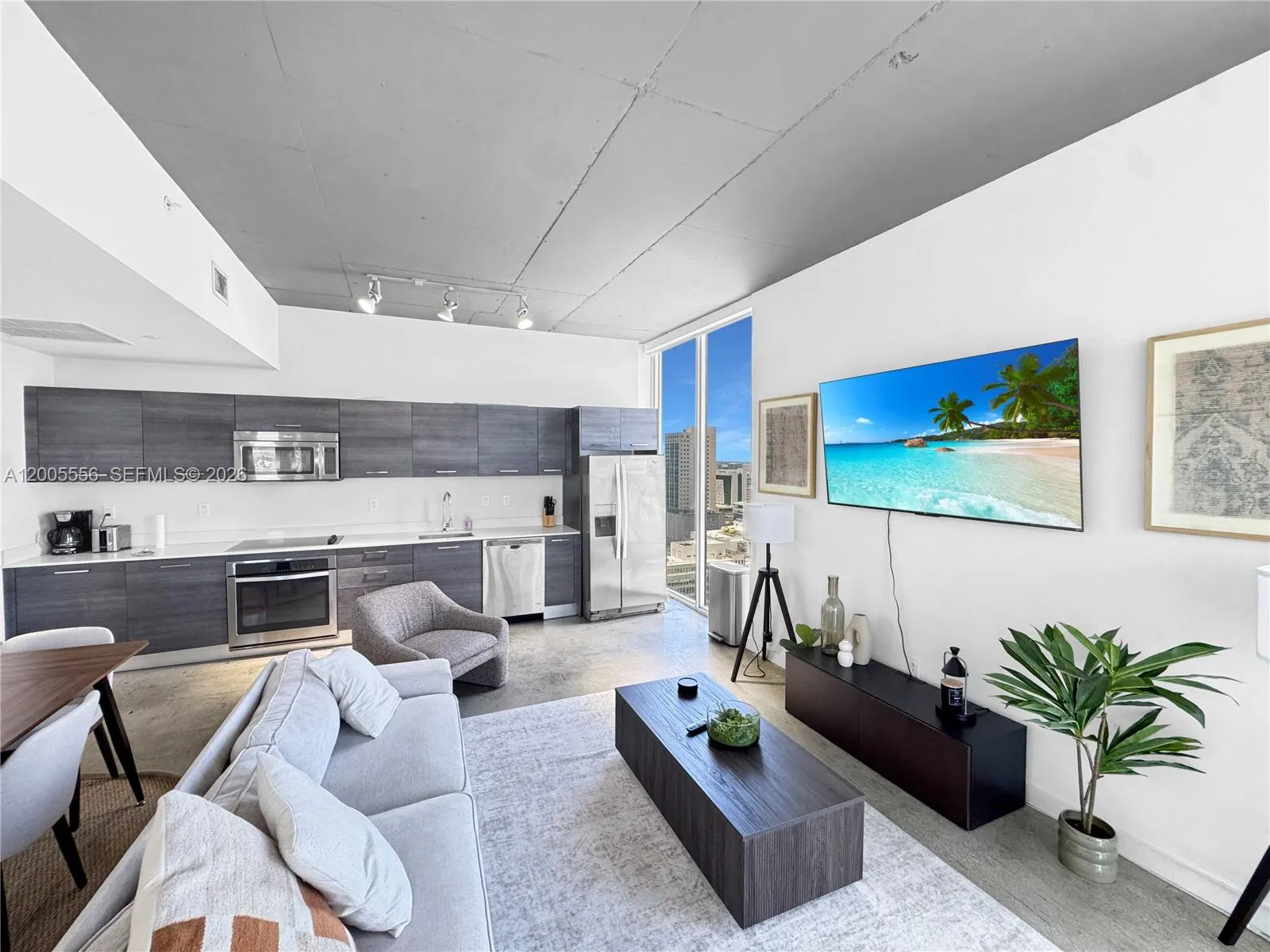 151 SE 1st St # 2702, Miami FL 33131