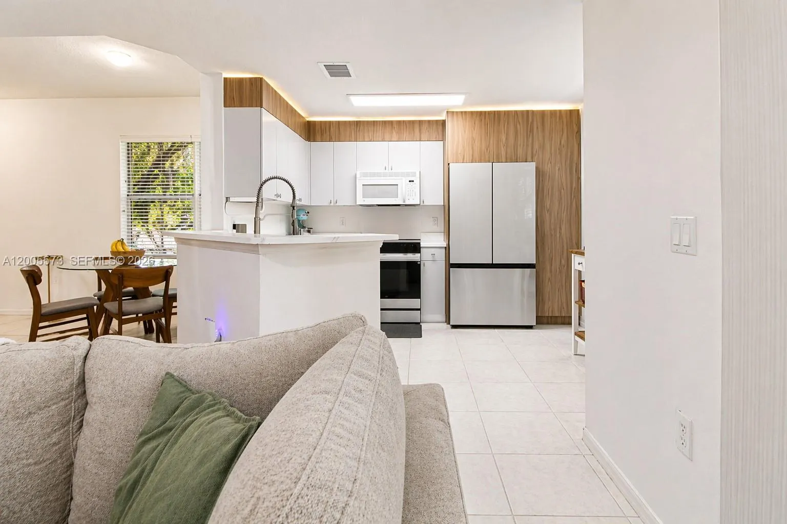 8940 NE 8th Ave # 1201, Miami FL 33138