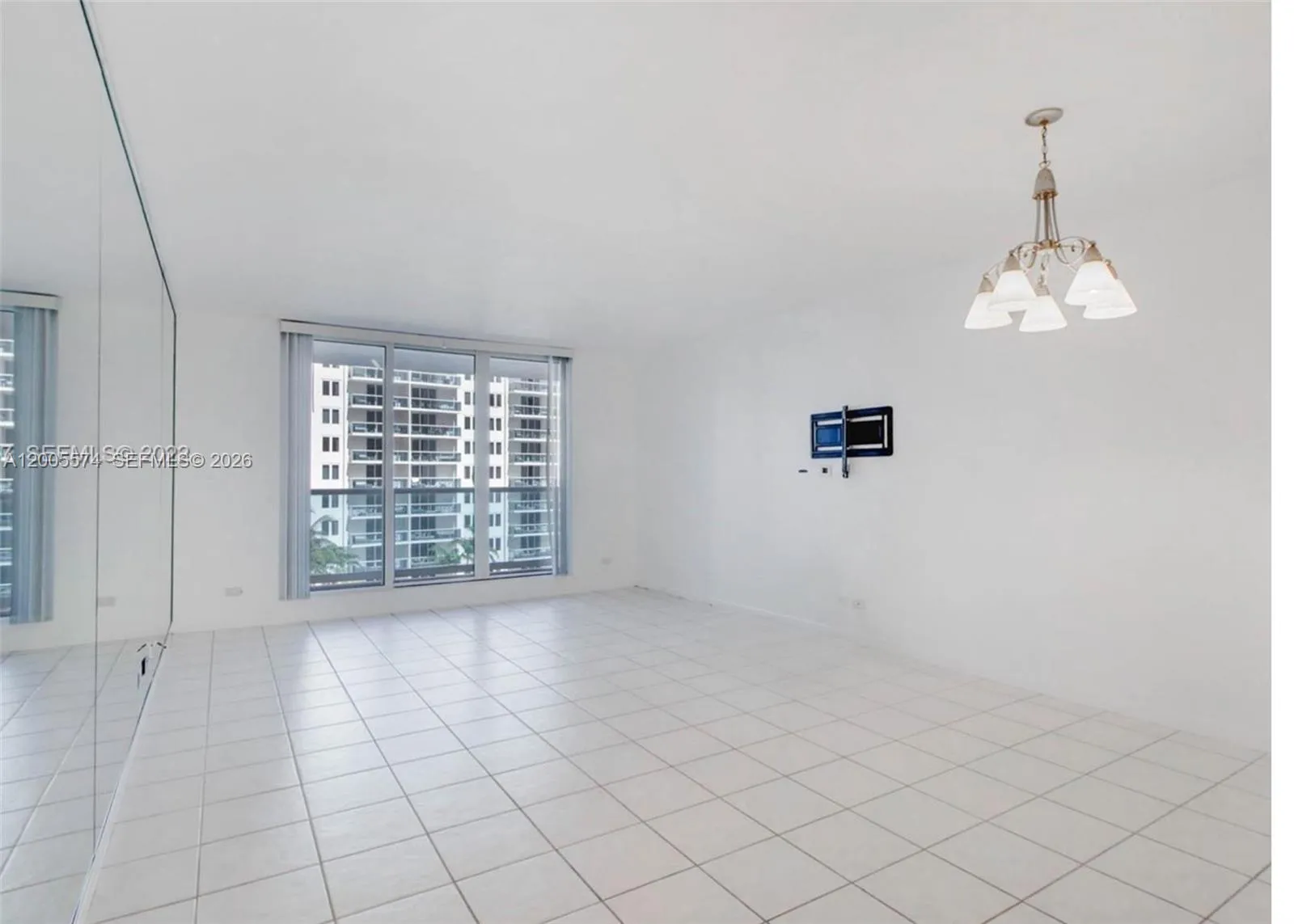 2301 Collins Ave # 817, Miami Beach FL 33139