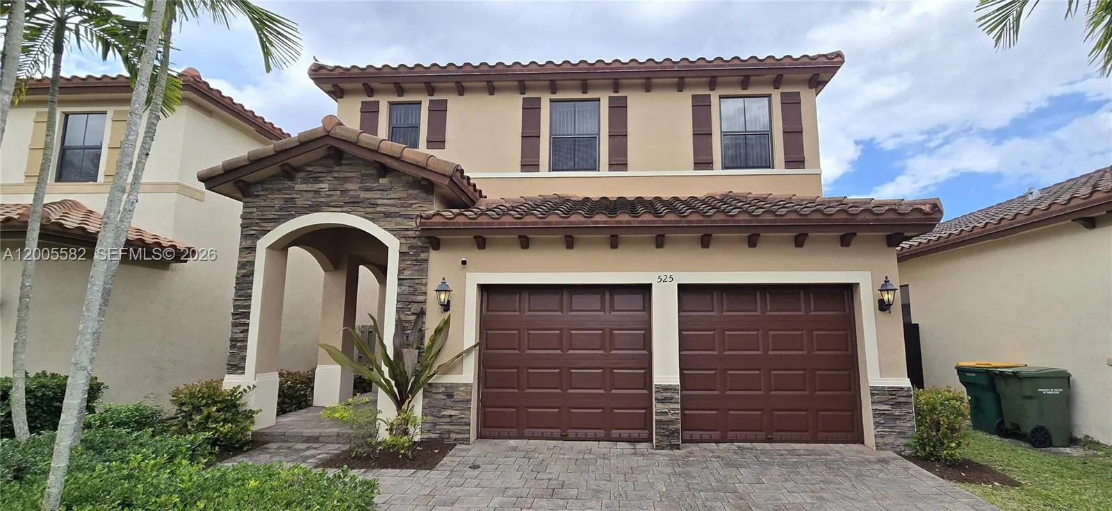 5 bedroom 2 bath for sale at 525 SE 34th Ter, Homestead FL 33033