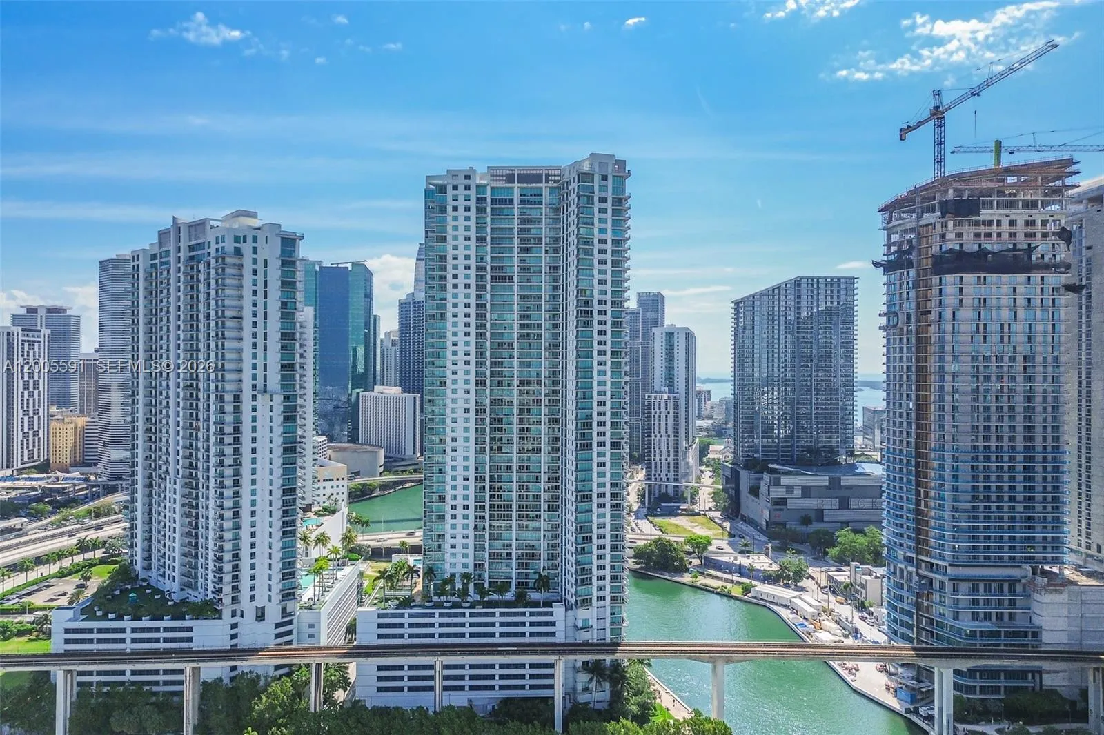 92 SW 3rd St # 2212, Miami FL 33130