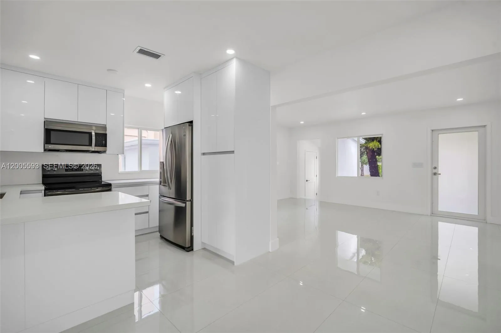 4112 SW 9th Ter, Miami FL 33134