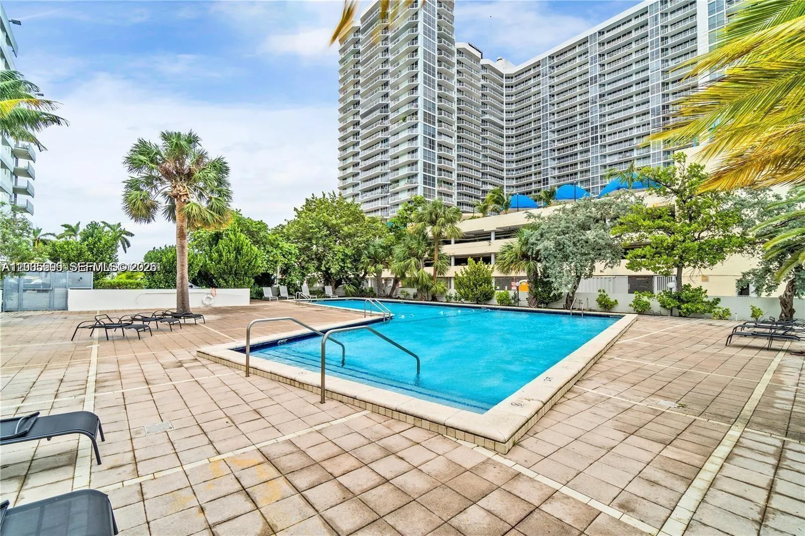 7545 E Treasure Dr # 9H, North Bay Village FL 33141