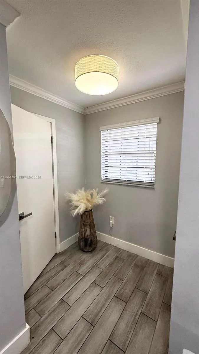 11159 SW 154th Pl, Miami FL 33196