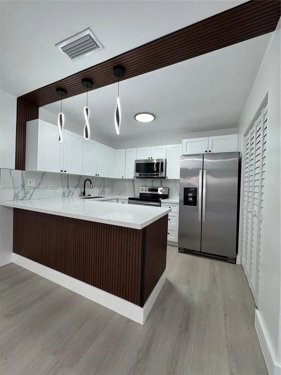 9855 SW 1st Ter, Miami FL 33174