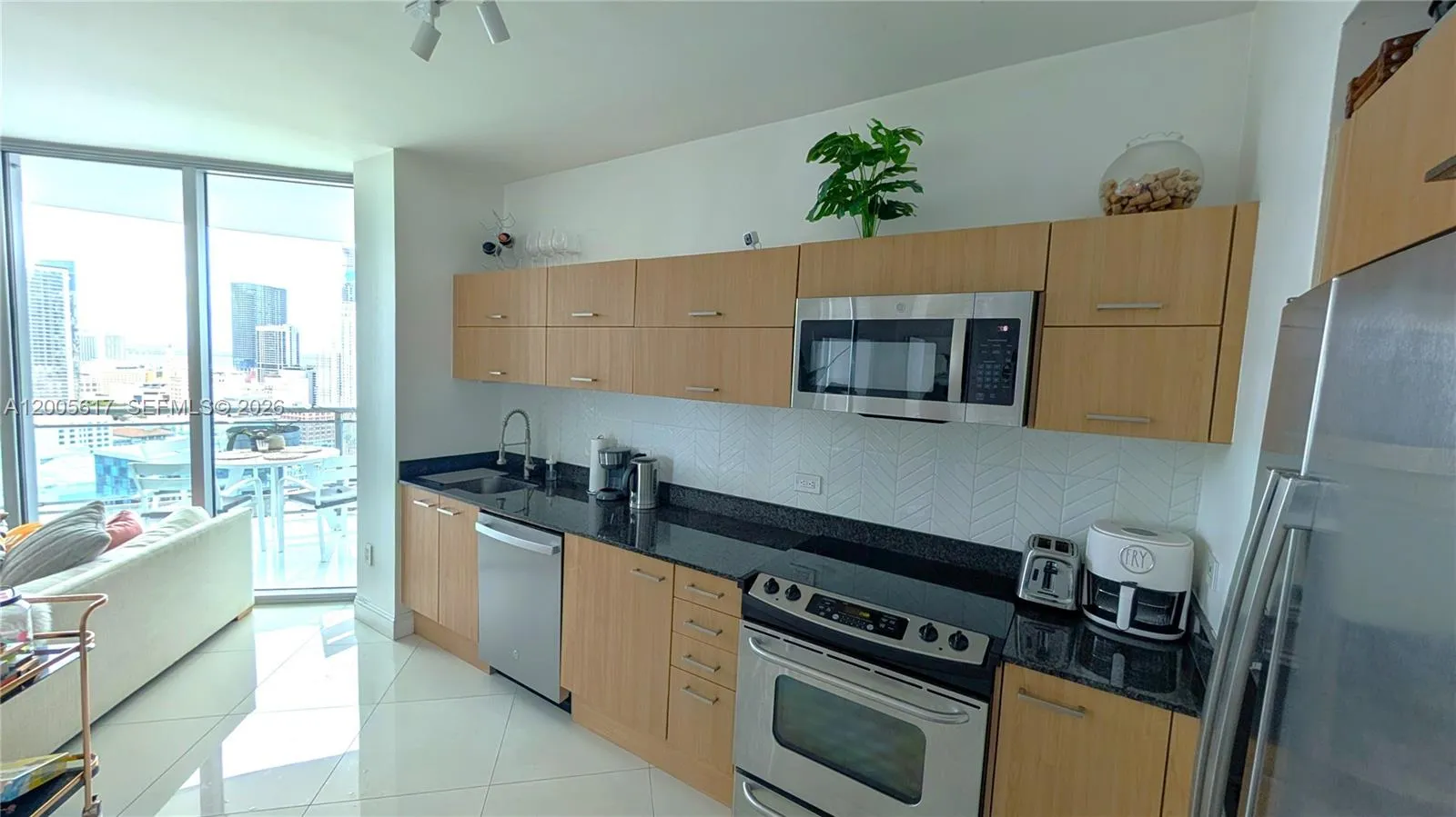 350 S Miami Ave # 2813, Miami FL 33130