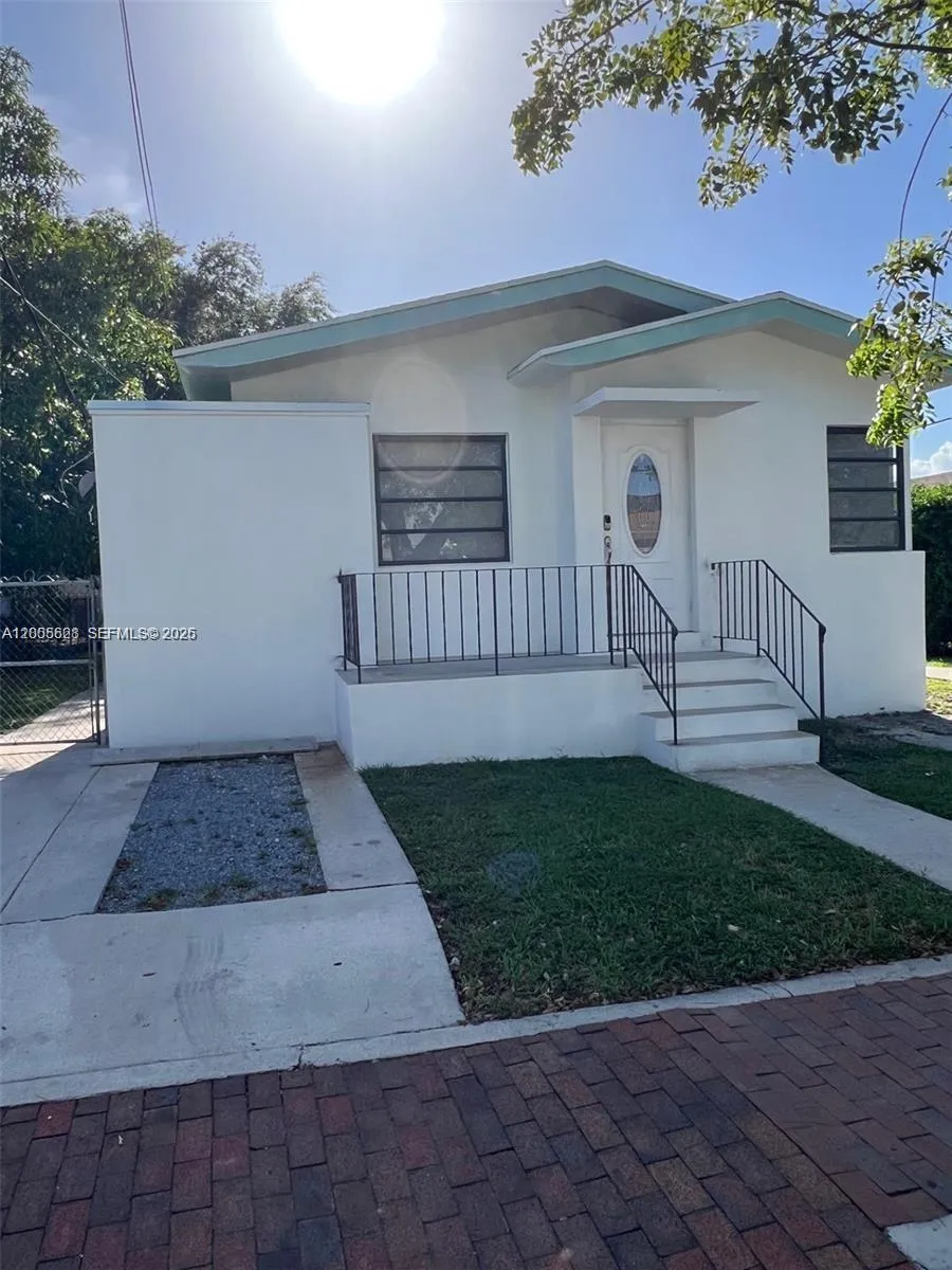 532 SW 16th Ave # 532, Miami FL 33135