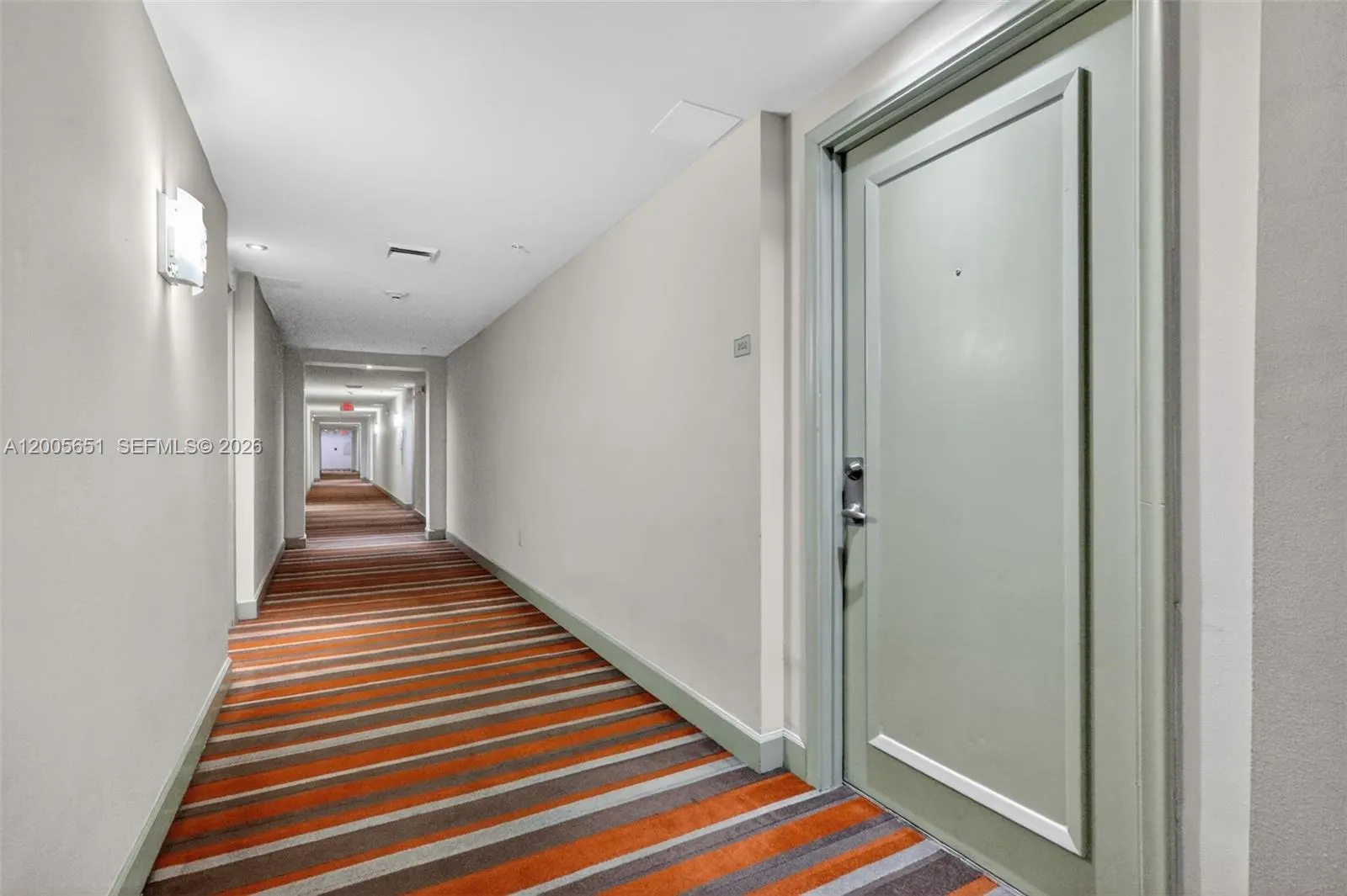 2775 NE 187th St # 202, Aventura FL 33180