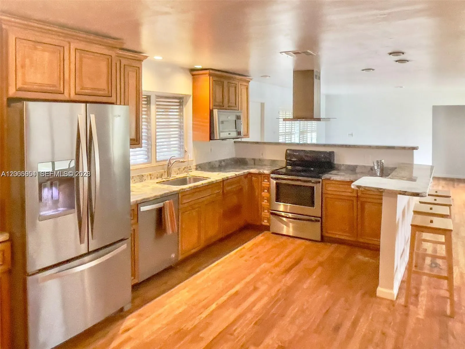 4401 NE 15th Ter, Oakland Park FL 33334