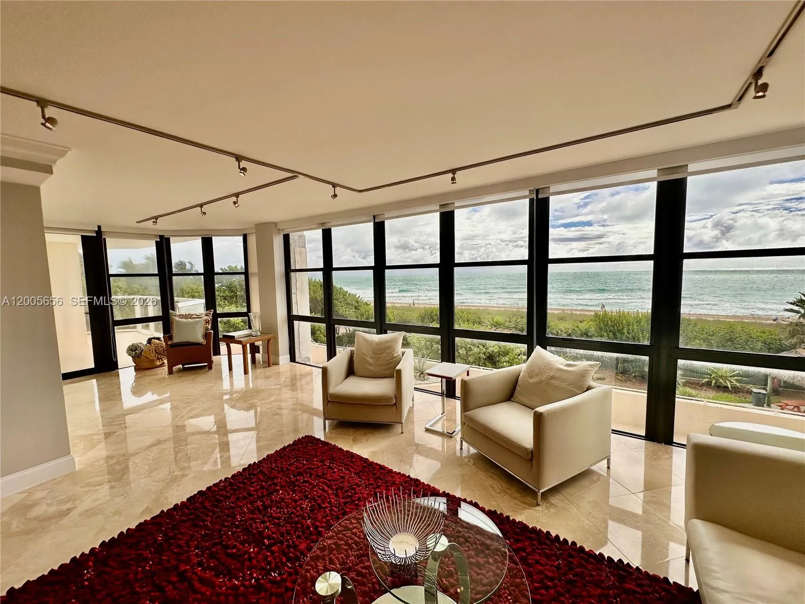 6423 Collins Ave # 306, Miami Beach FL 33141