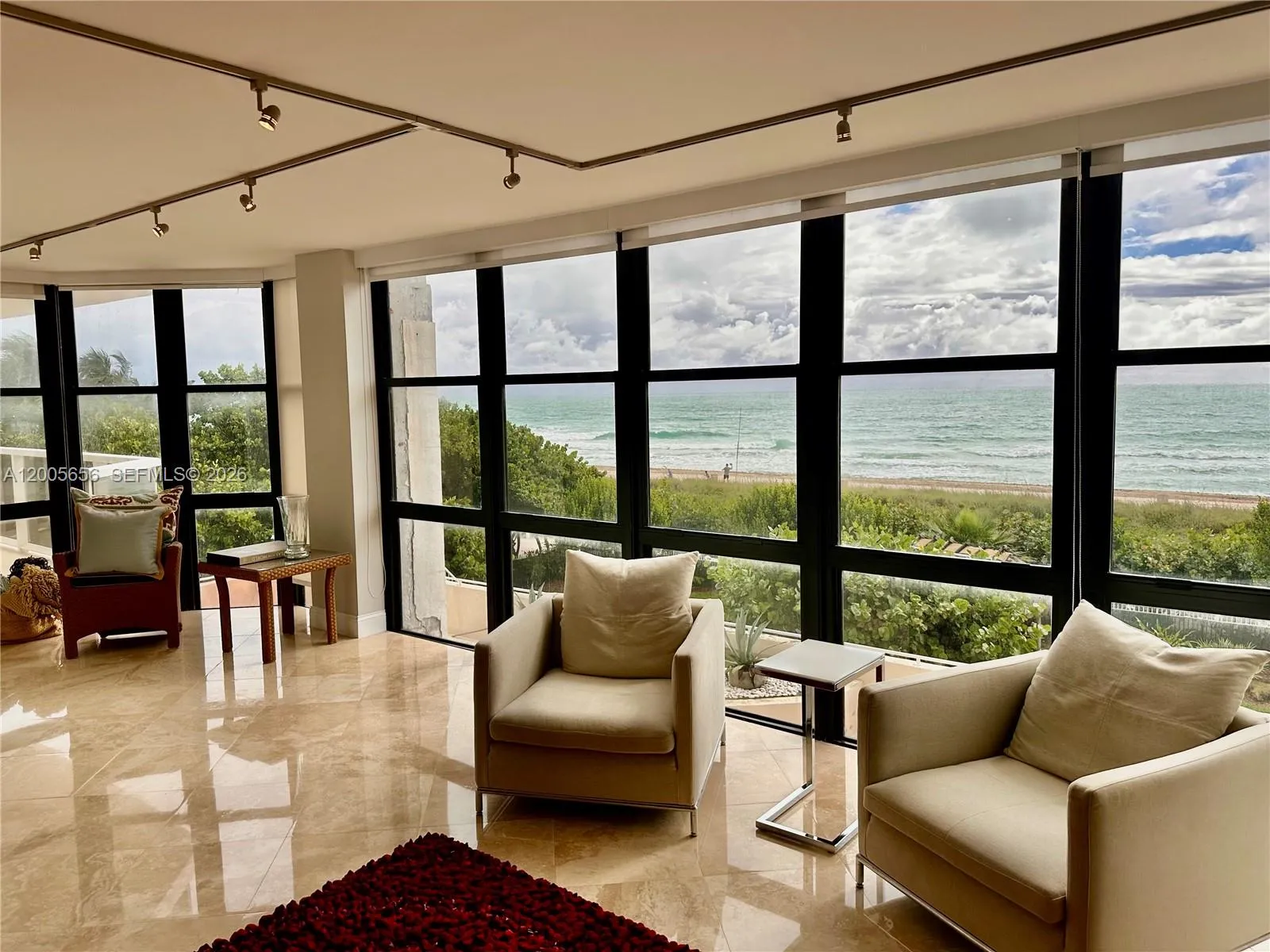 6423 Collins Ave # 306, Miami Beach FL 33141