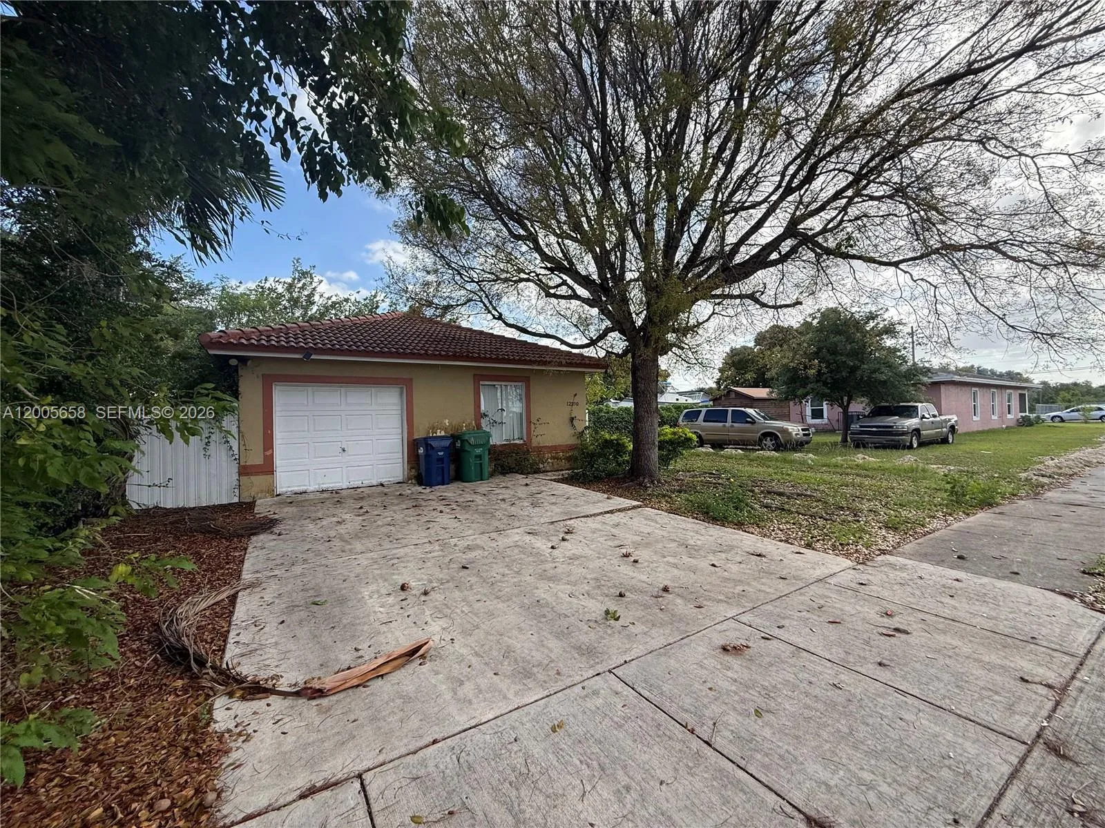 12390 SW 217th St, Miami FL 33170