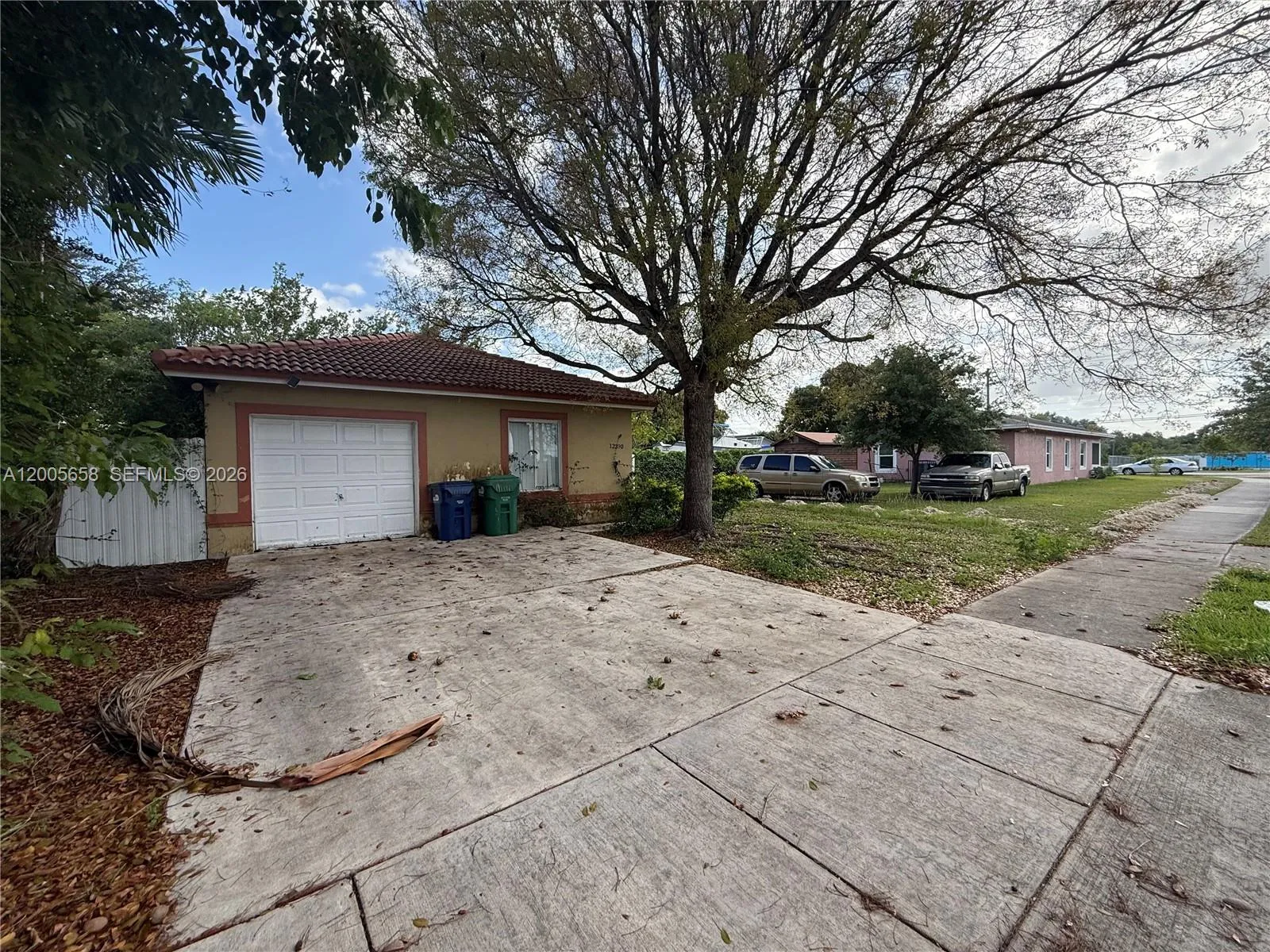 12390 SW 217th St, Miami FL 33170