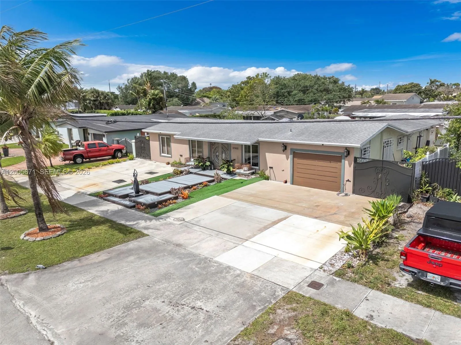 17932 NW 78th Ave, Hialeah FL 33015