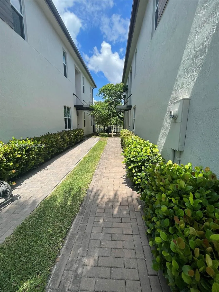 9019 Kingsmoor Way, Lake Worth FL 33467