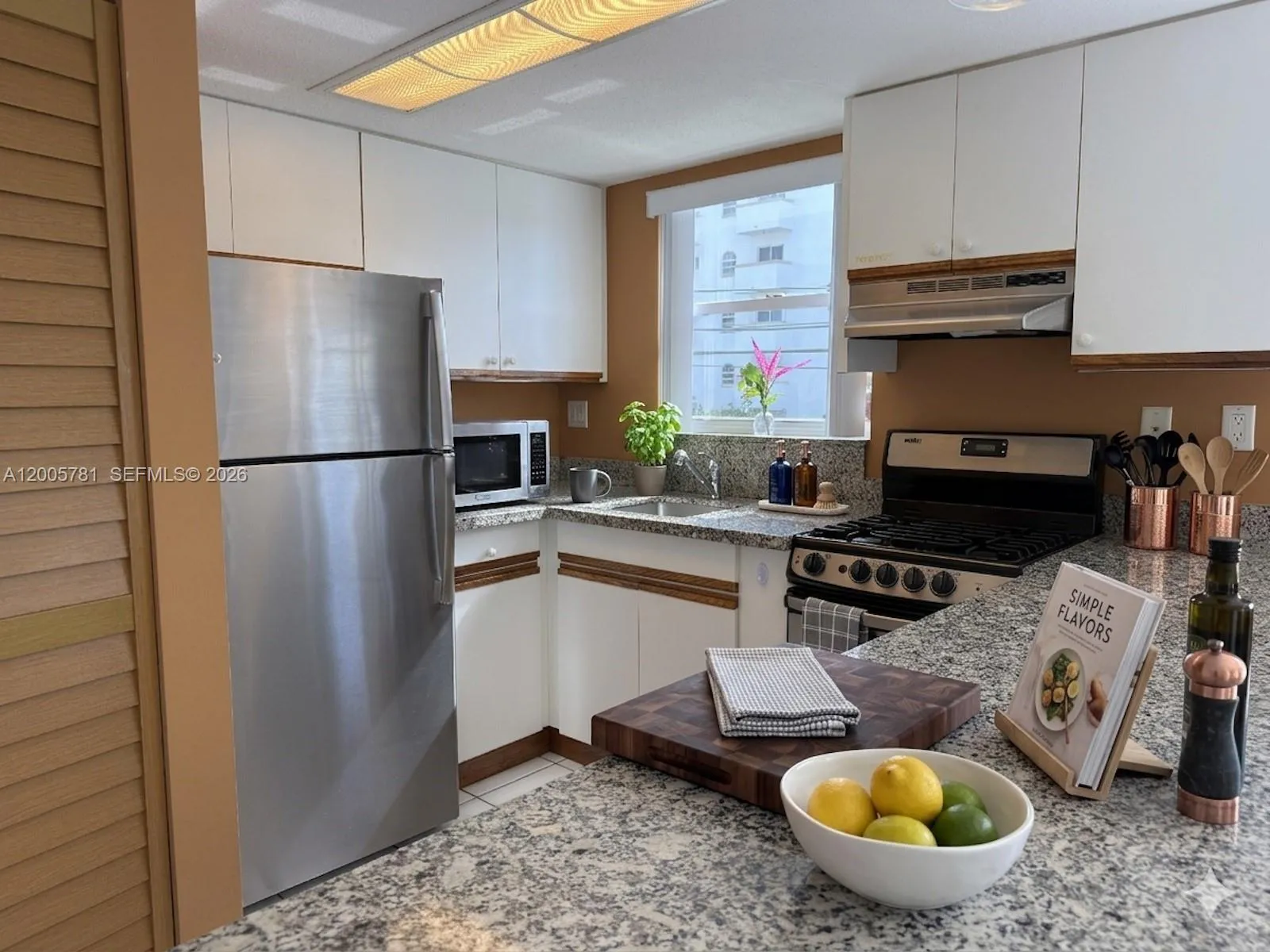 3052 SW 27th Ave # 204, Miami FL 33133