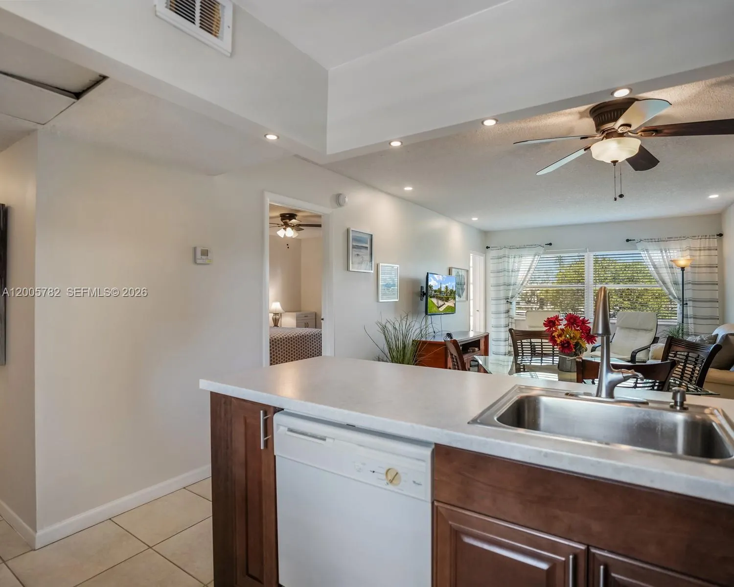 3506 NW 49th Ave # 511, Lauderdale Lakes FL 33319