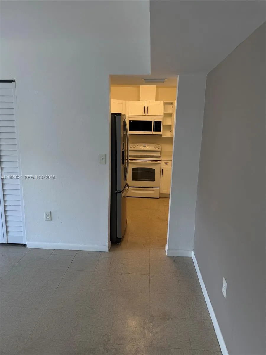 4845 NW 7th St # 5, Miami FL 33126