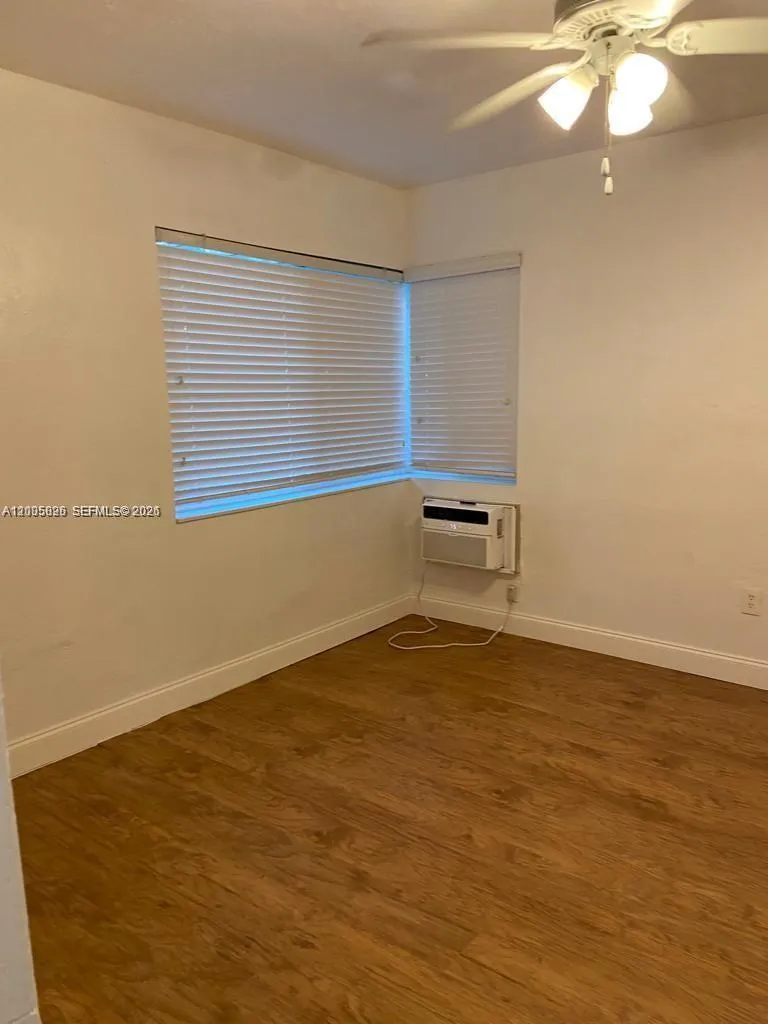 1995 Marseille Dr # 5, Miami Beach FL 33141