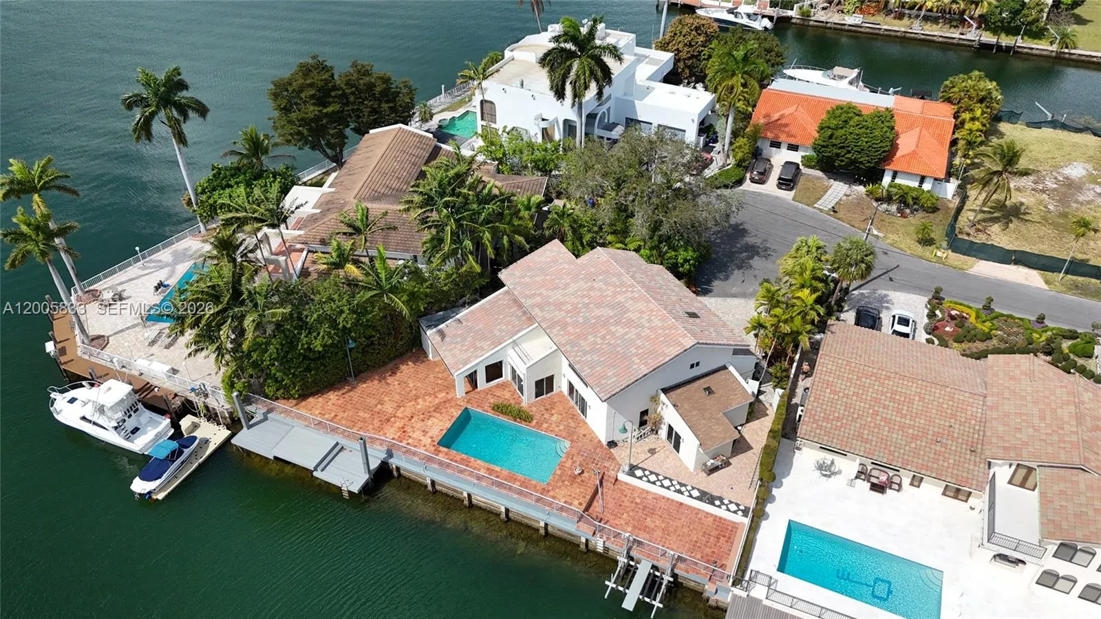 3226 NE 168th St, North Miami Beach FL 33160