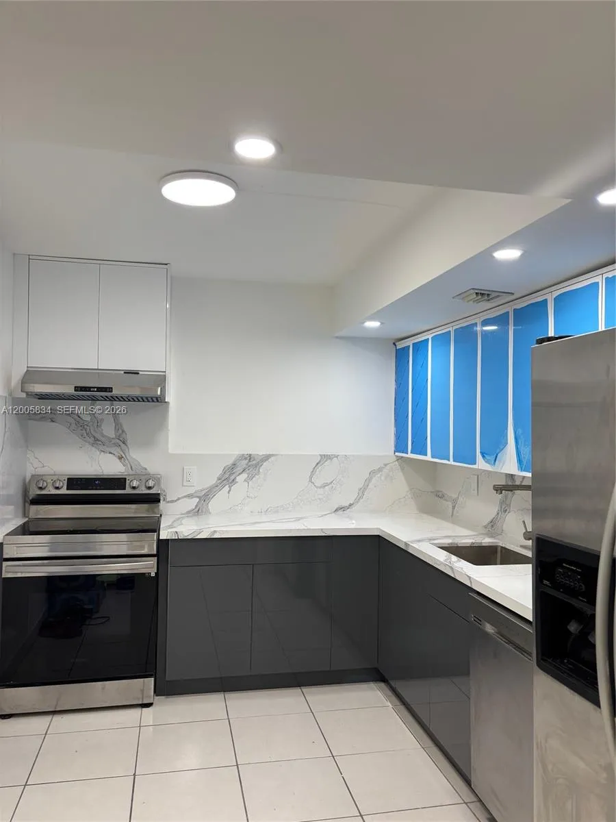 701 Three Islands Blvd # 120, Hallandale Beach FL 33009