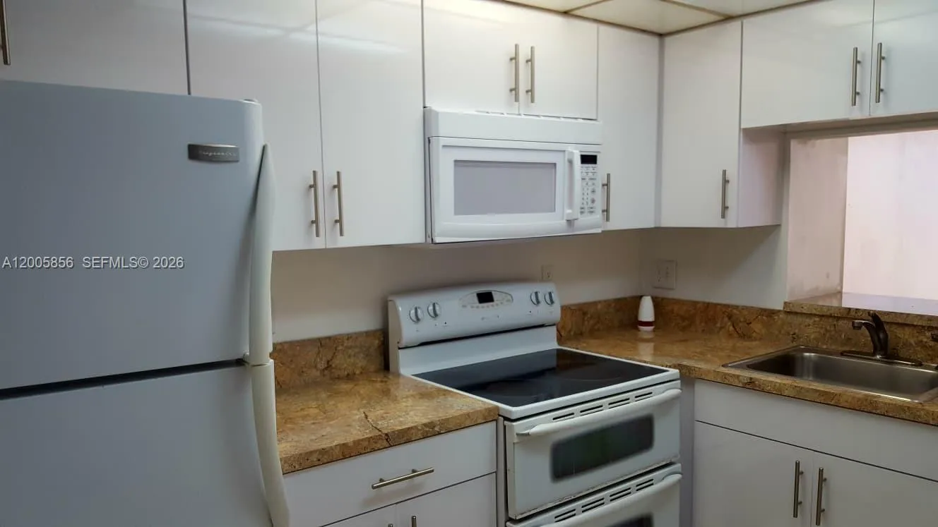 19701 SW 114th Ave # 266, Miami FL 33157