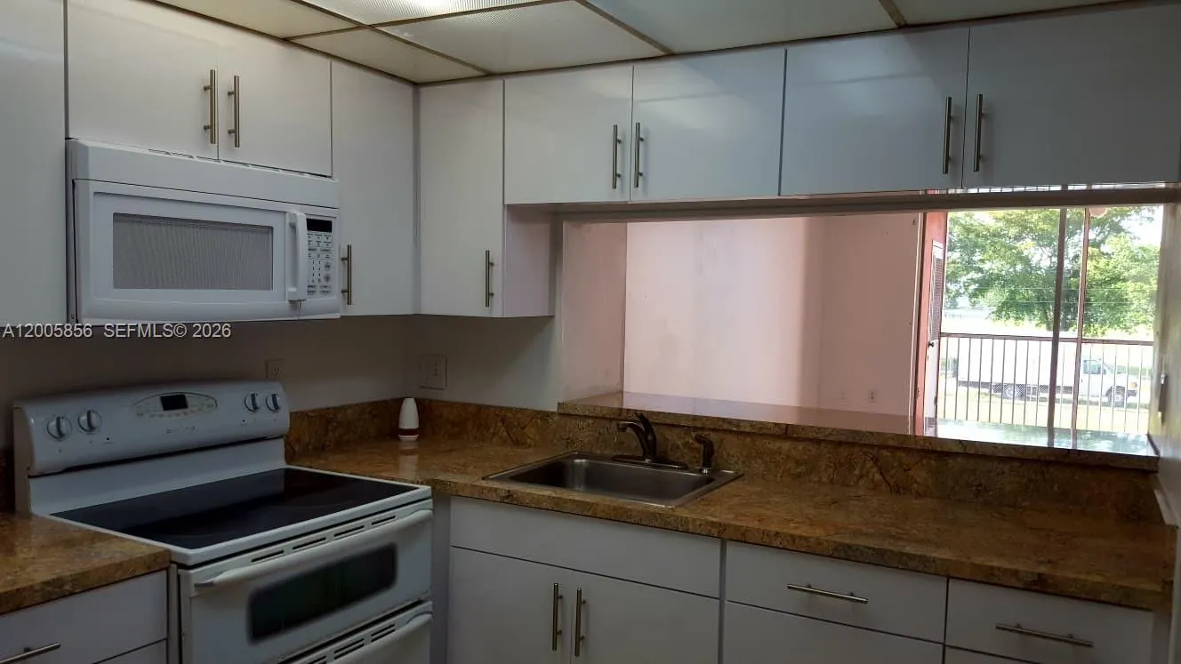 19701 SW 114th Ave # 266, Miami FL 33157