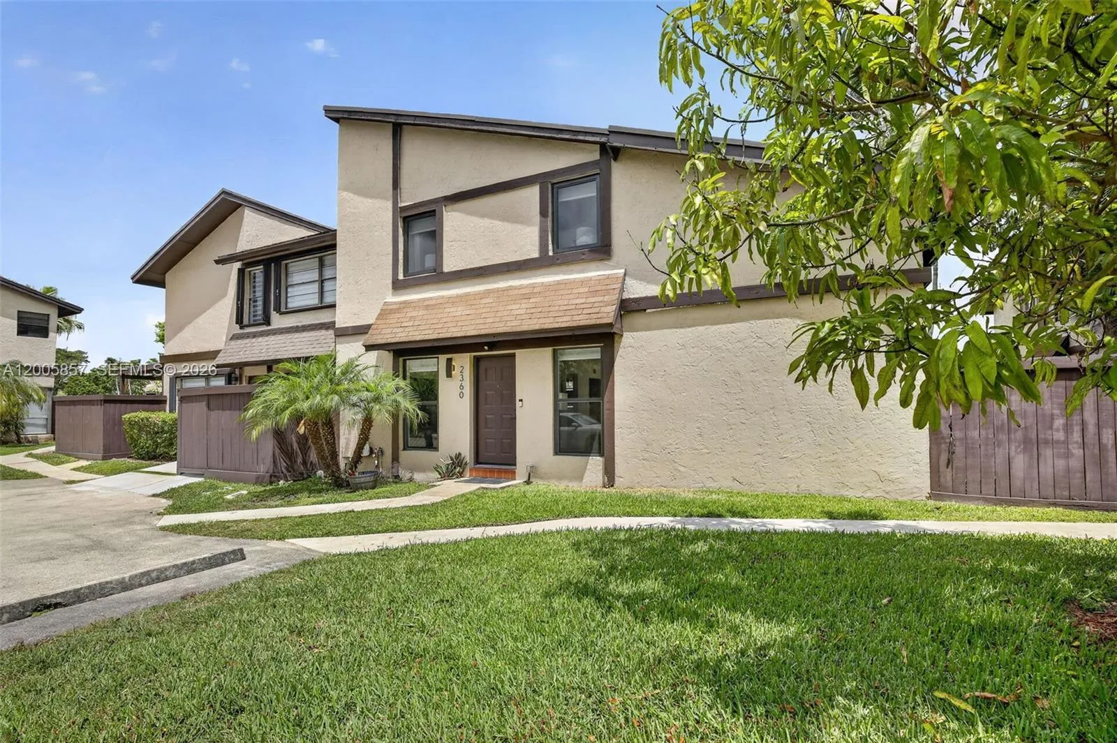 2360 Bayberry Dr # 2360, Pembroke Pines FL 33024