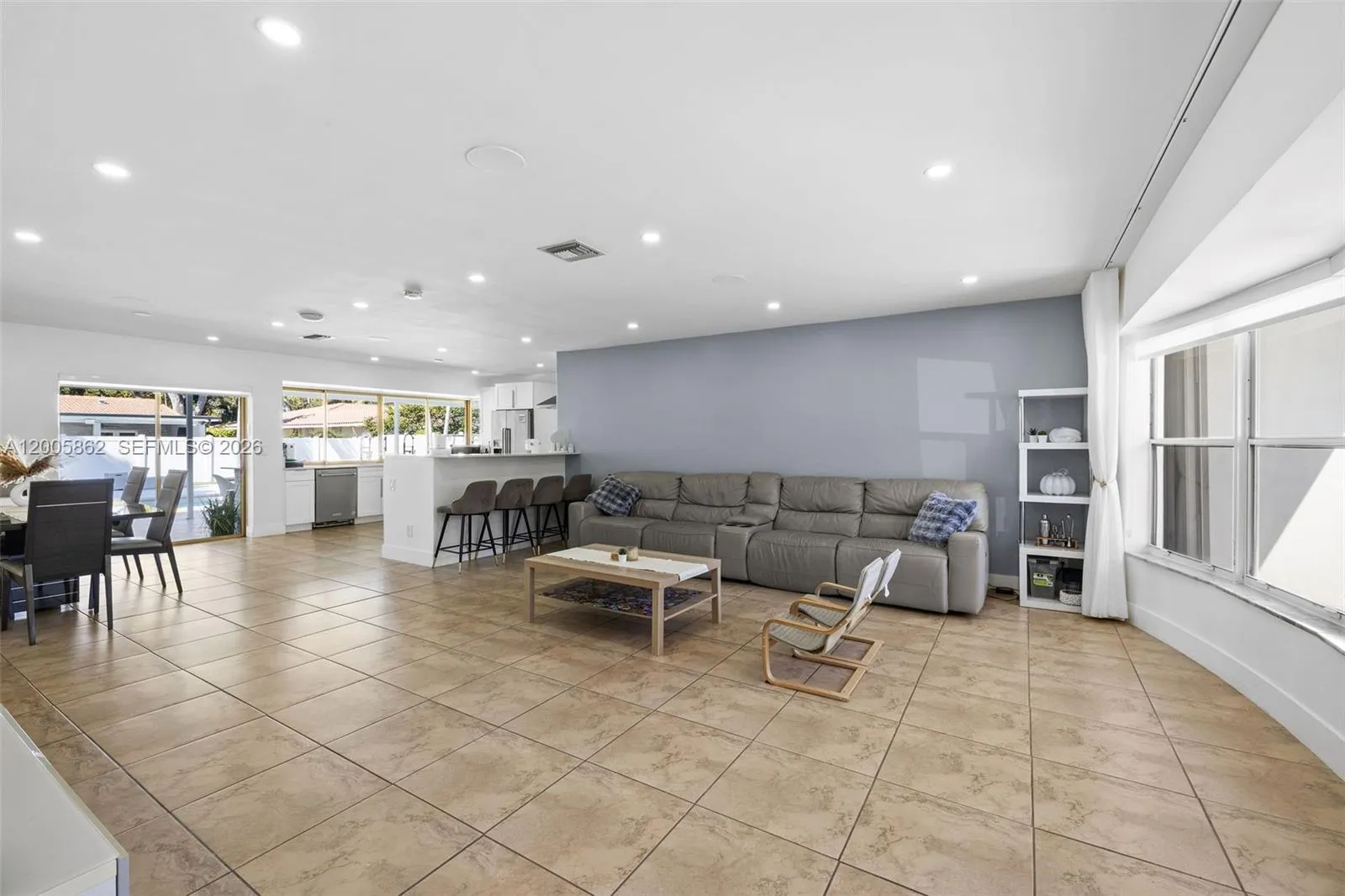 3460 N 46th Ave, Hollywood FL 33021