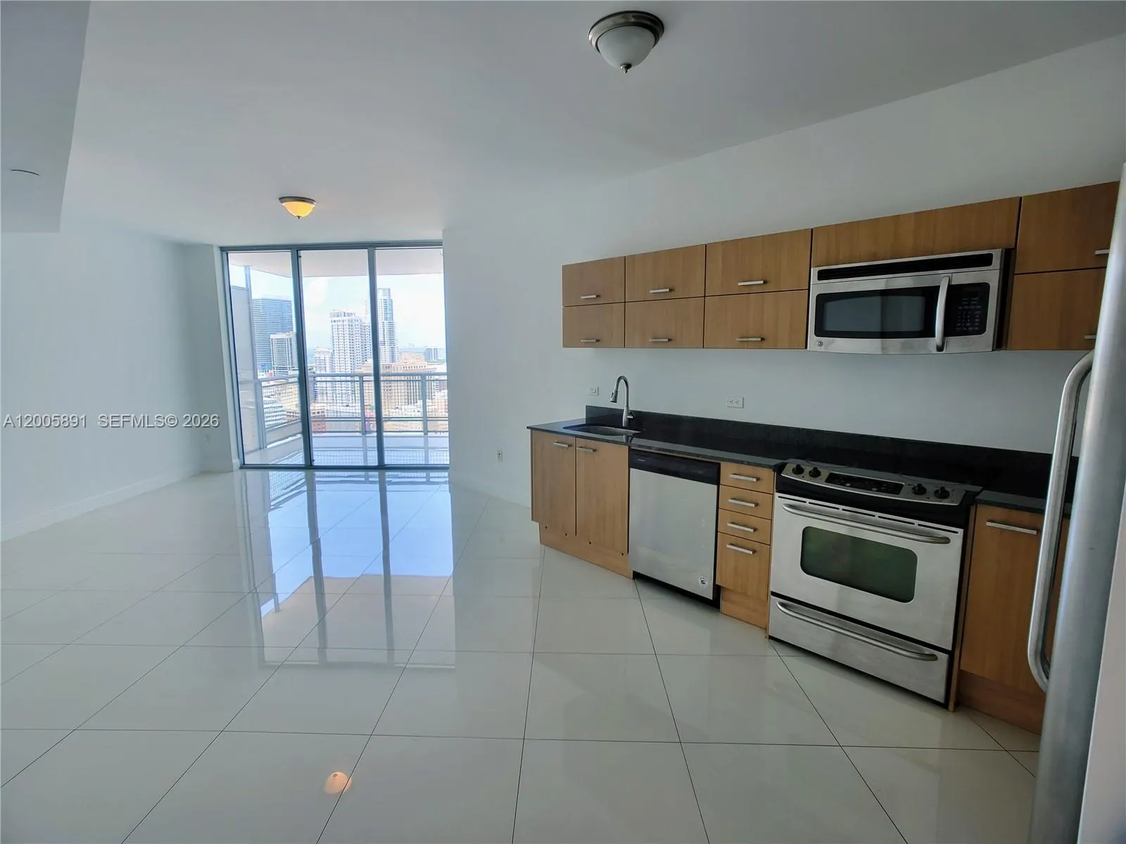 350 S Miami Ave # 3111, Miami FL 33130