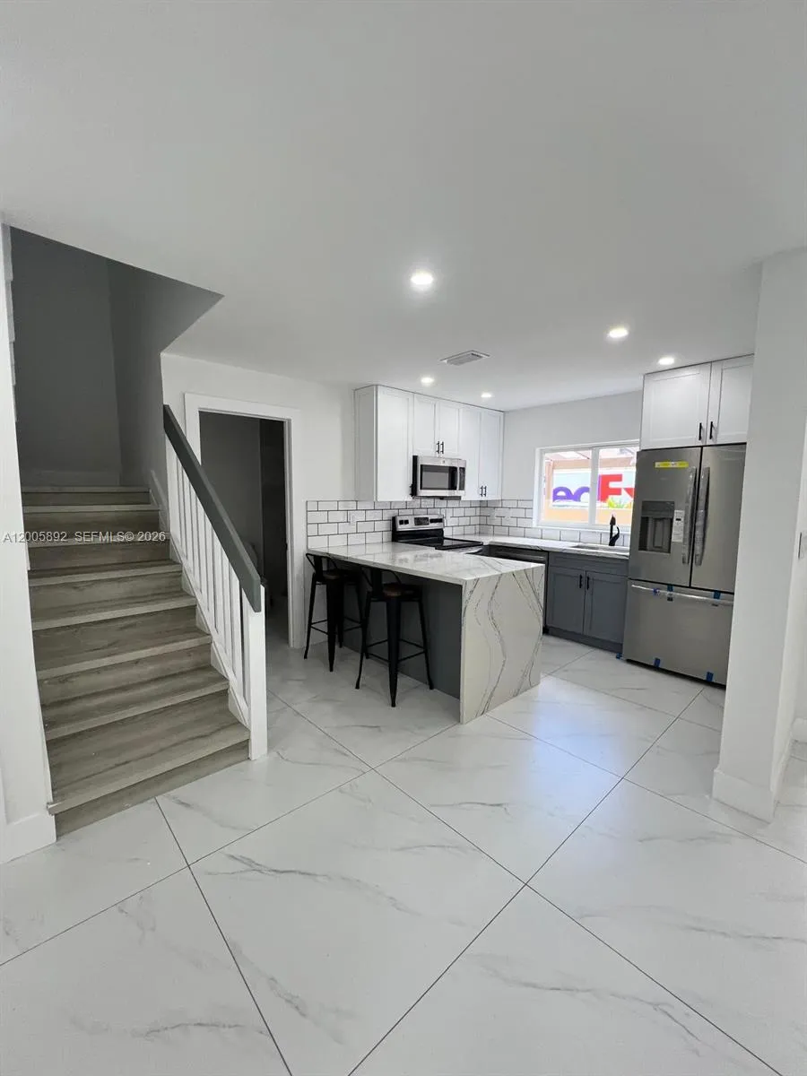 3632 SW 112th Ave # 3, Miami FL 33165