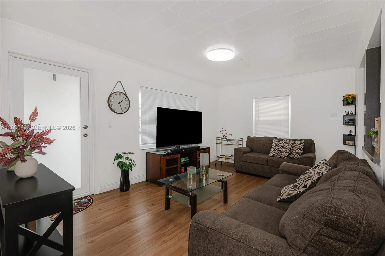 367 E 46th St, Hialeah FL 33013