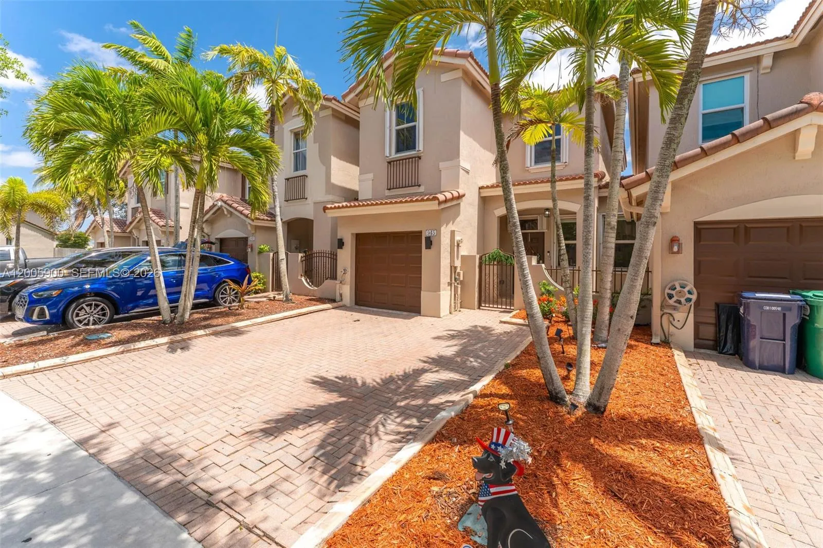 945 SW 154th Ct, Miami FL 33194