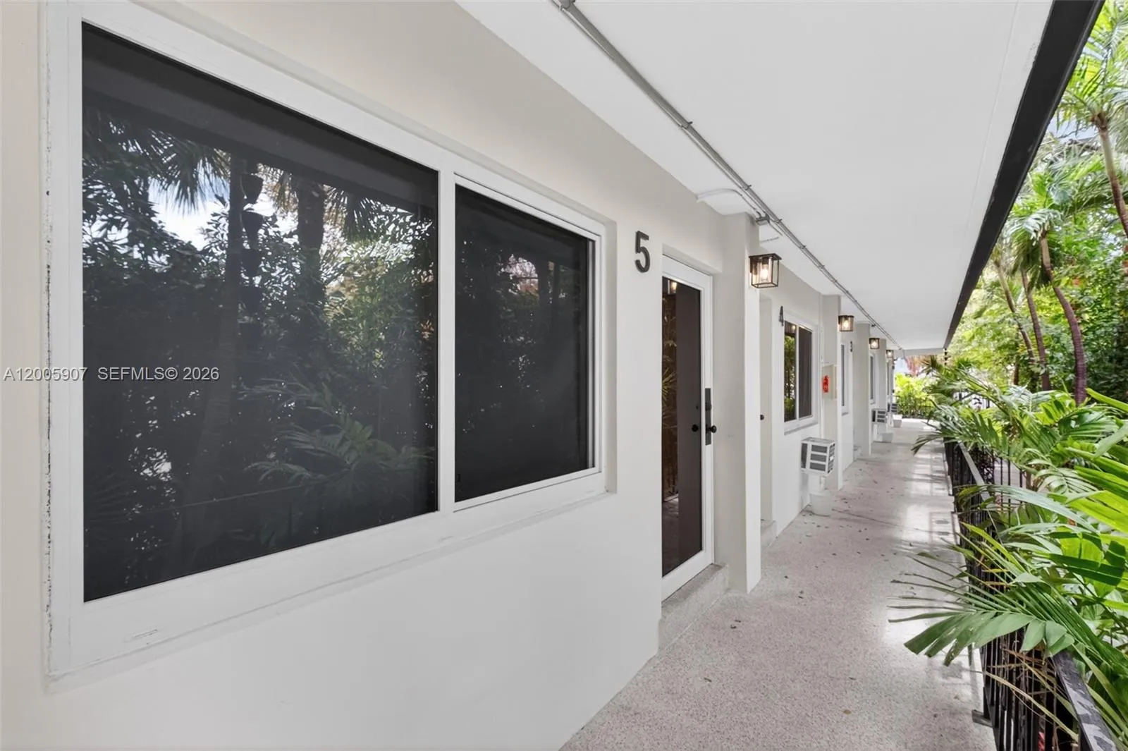 428 Collins Ave # 5, Miami Beach FL 33139