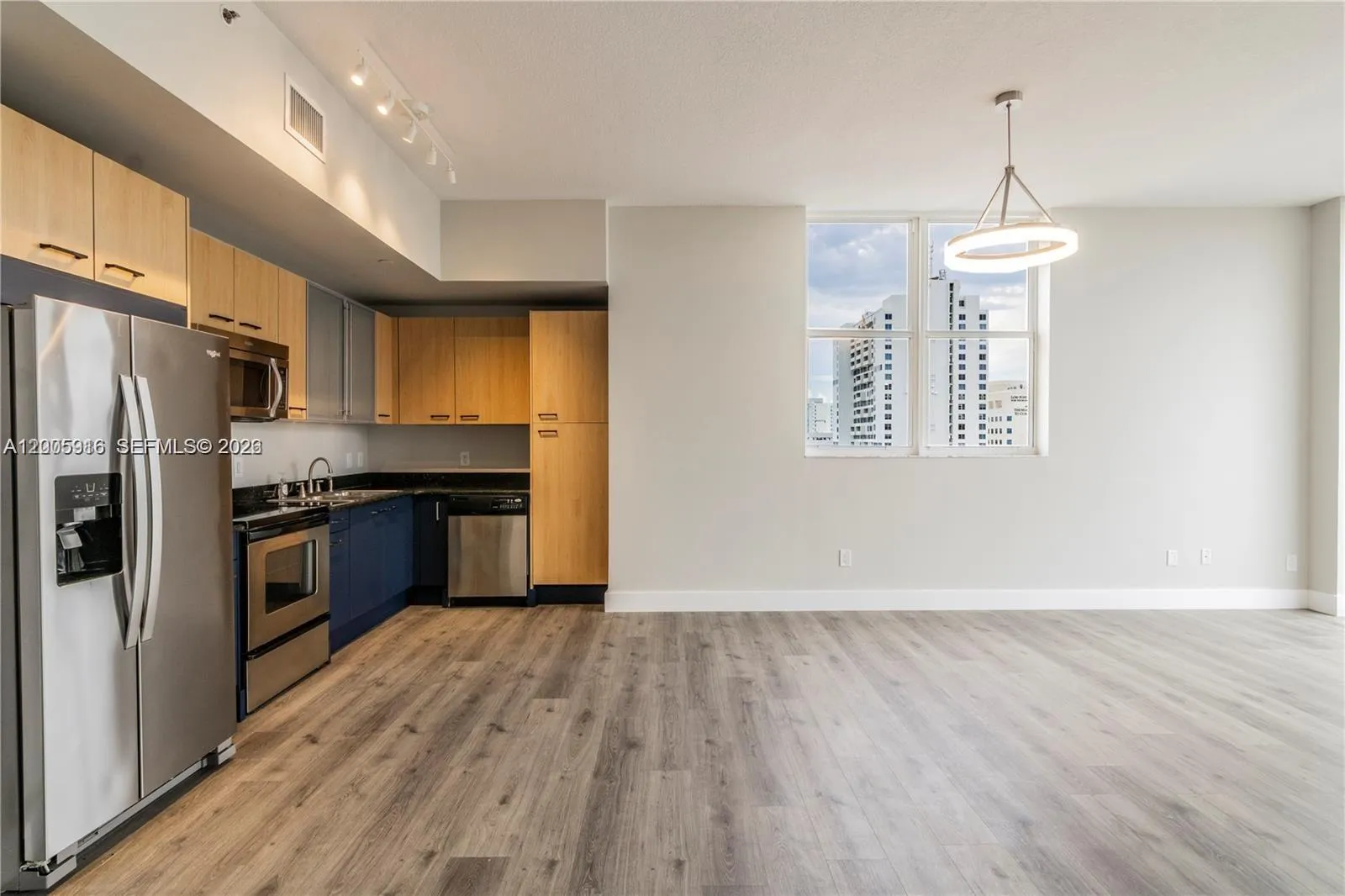 1350 NW 8th Ct # 7, Miami FL 33136