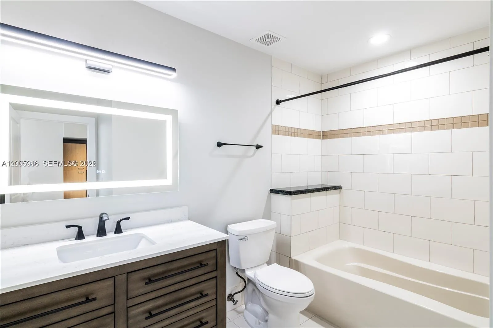 1350 NW 8th Ct # 7, Miami FL 33136