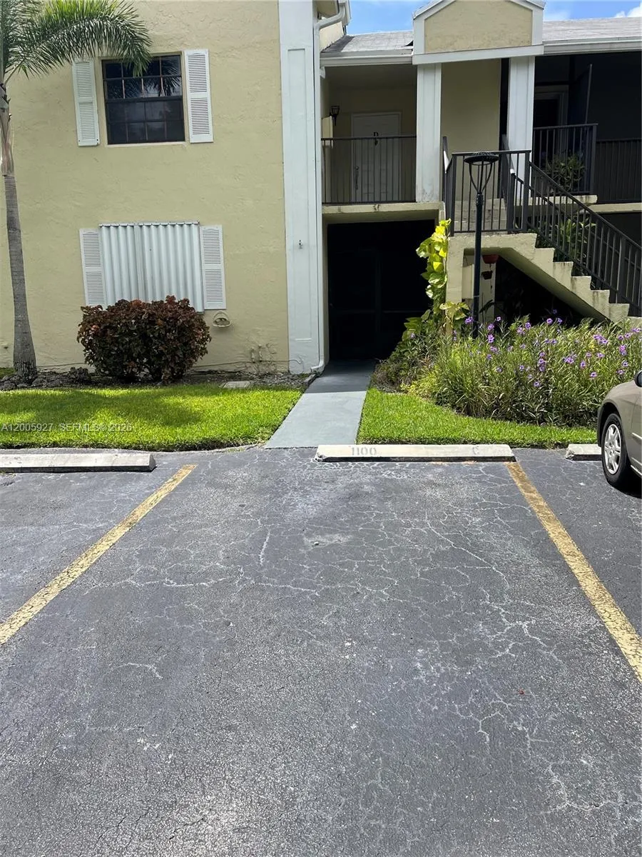 1100 Constitution Dr # C, Homestead FL 33034