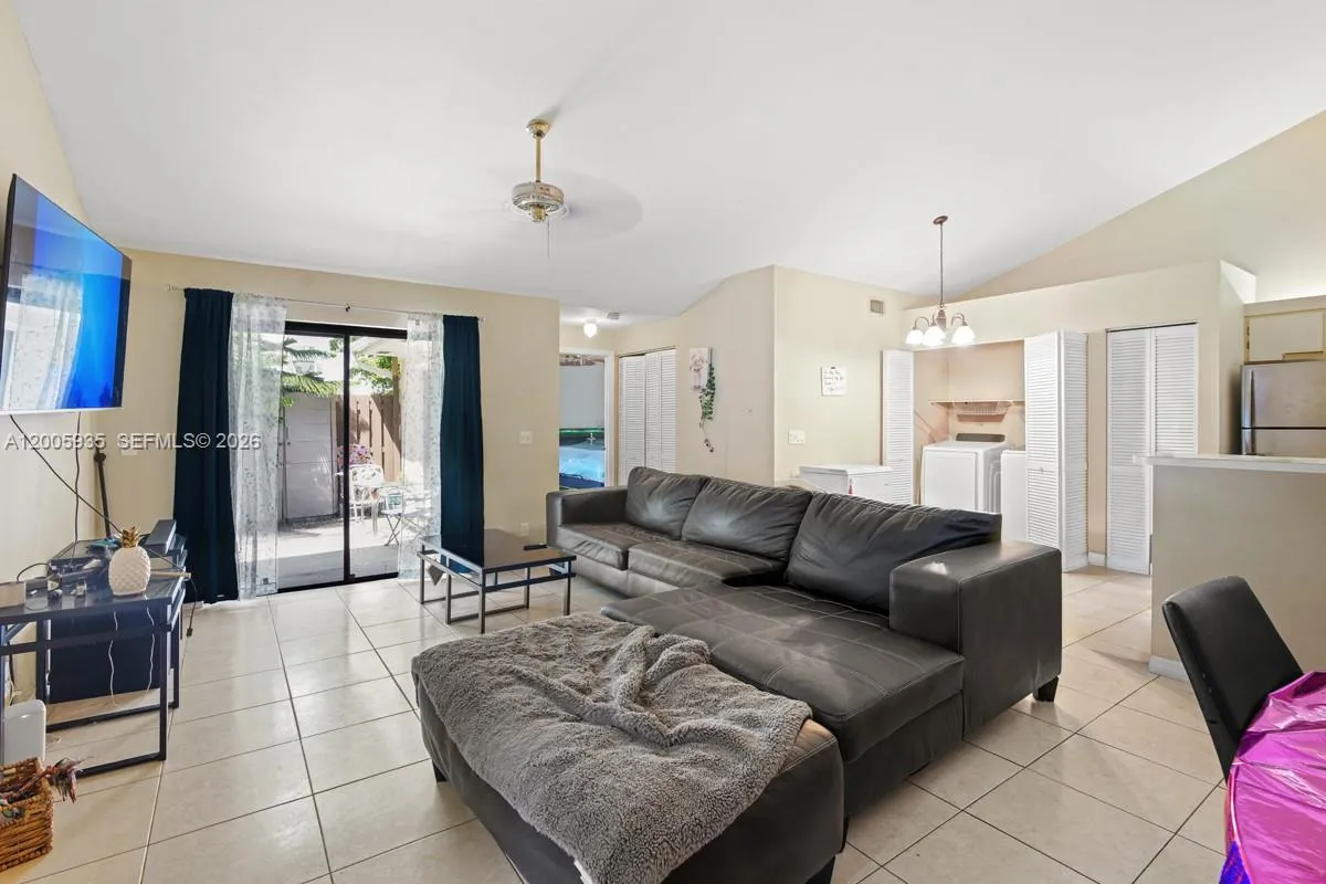 4397 Woodstock Dr # C, West Palm Beach FL 33409