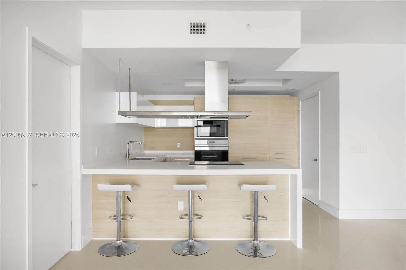 17301 Biscayne Blvd # 1704, North Miami Beach FL 33160