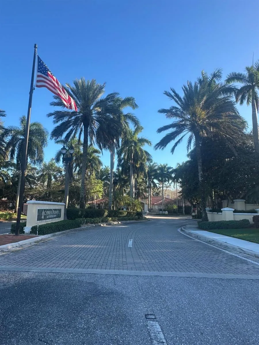 6920 W Sample Rd # 6920, Coral Springs FL 33067