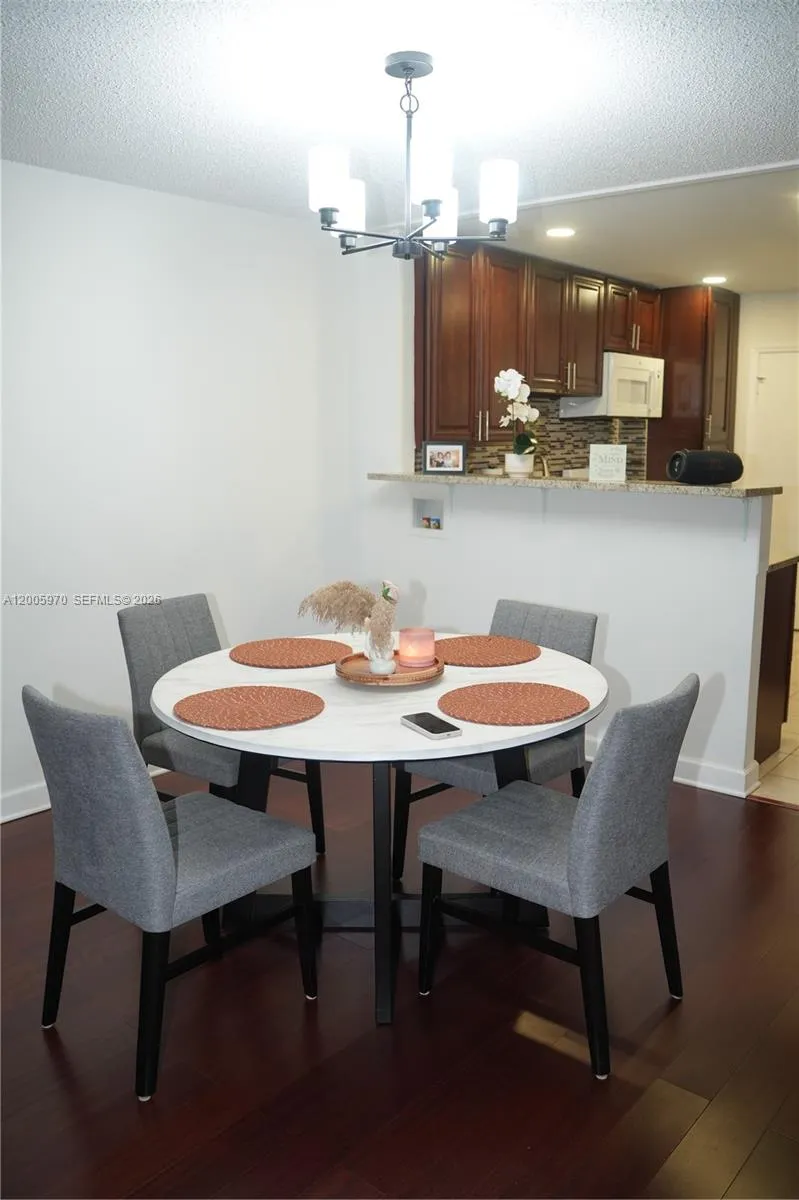 6001 N Falls Cir Dr # 203, Lauderhill FL 33319