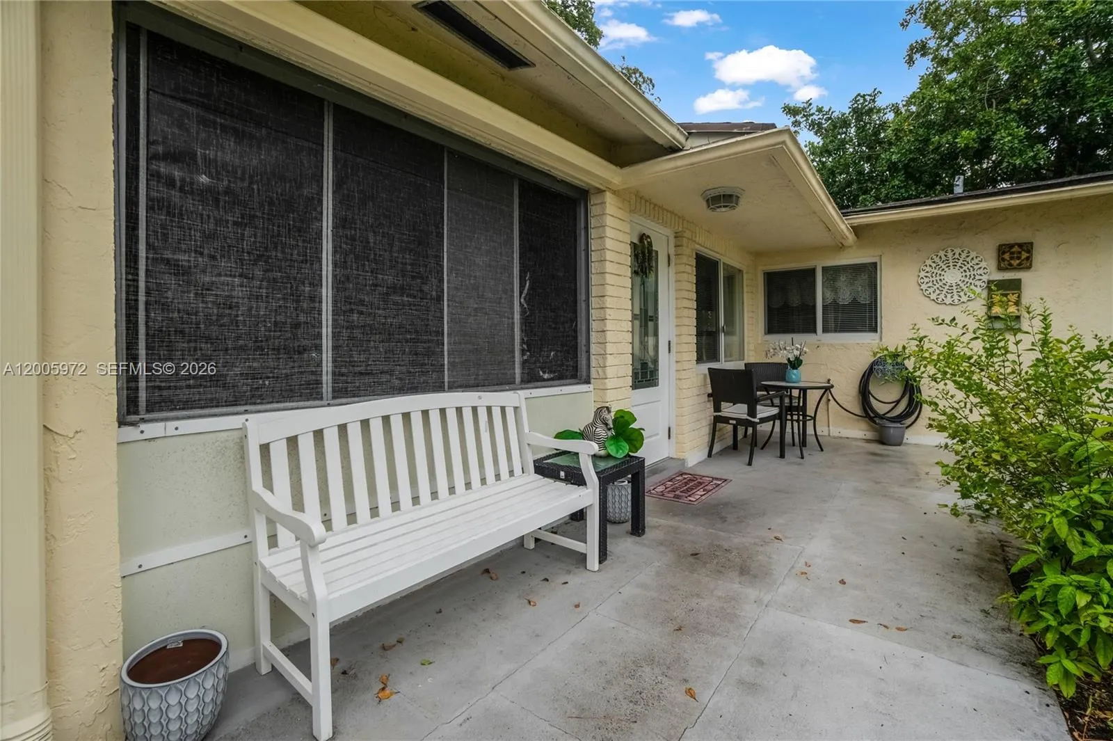 410 SW Natura Ave, Deerfield Beach FL 33441