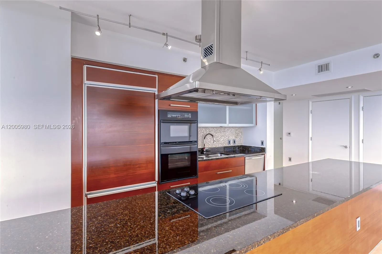 1830 S Ocean Dr # 4601, Hallandale Beach FL 33009