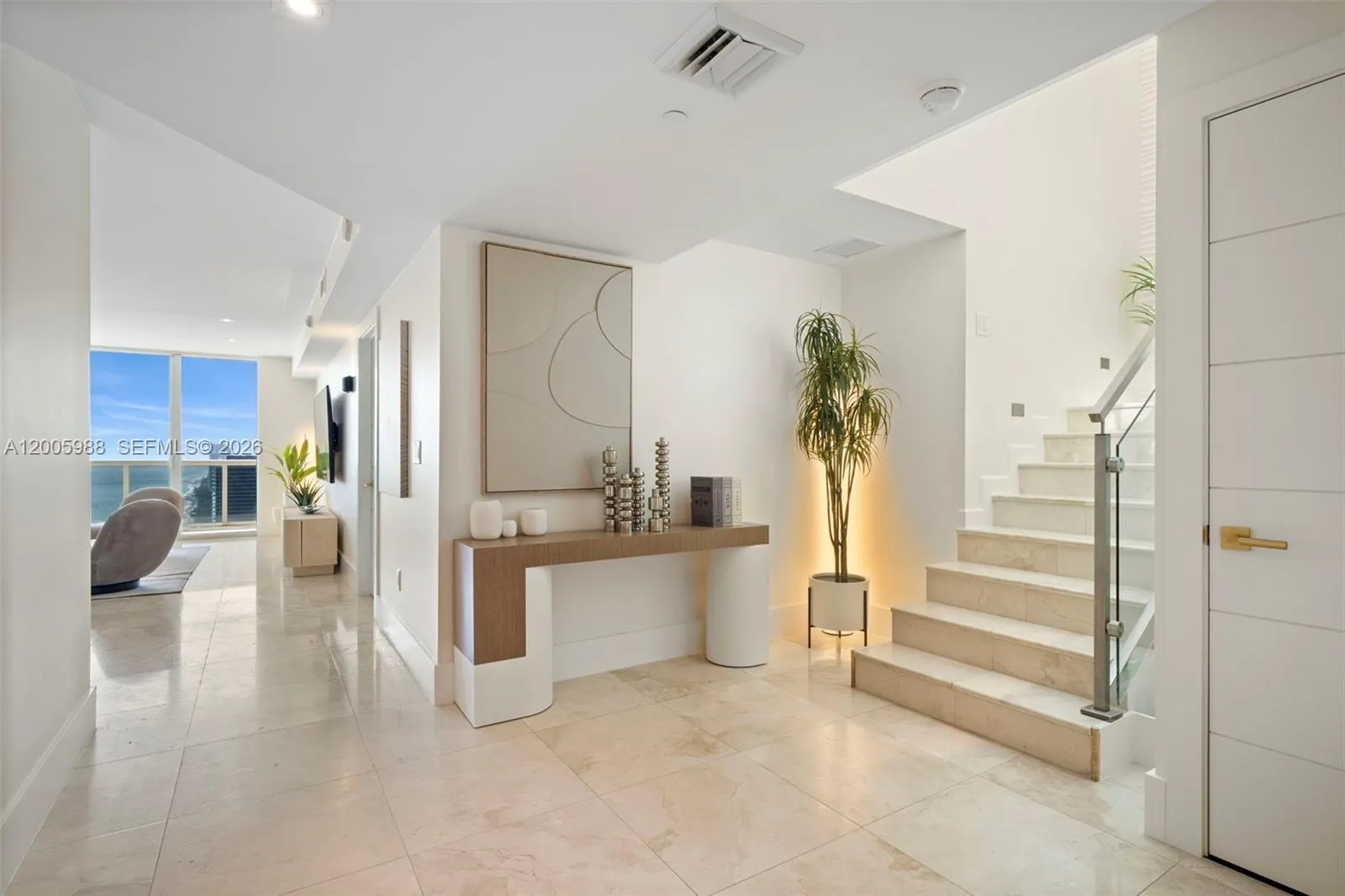 1830 S Ocean Dr # 5103, Hallandale Beach FL 33009