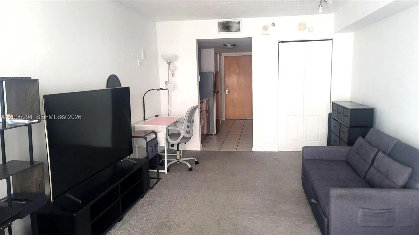 1200 Brickell Bay Dr # 1910, Miami FL 33131